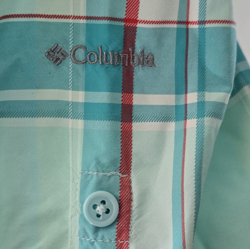 Columbia Omni-Shade Long Sleeve Button down Shirt Medium - Picture 2 of 4